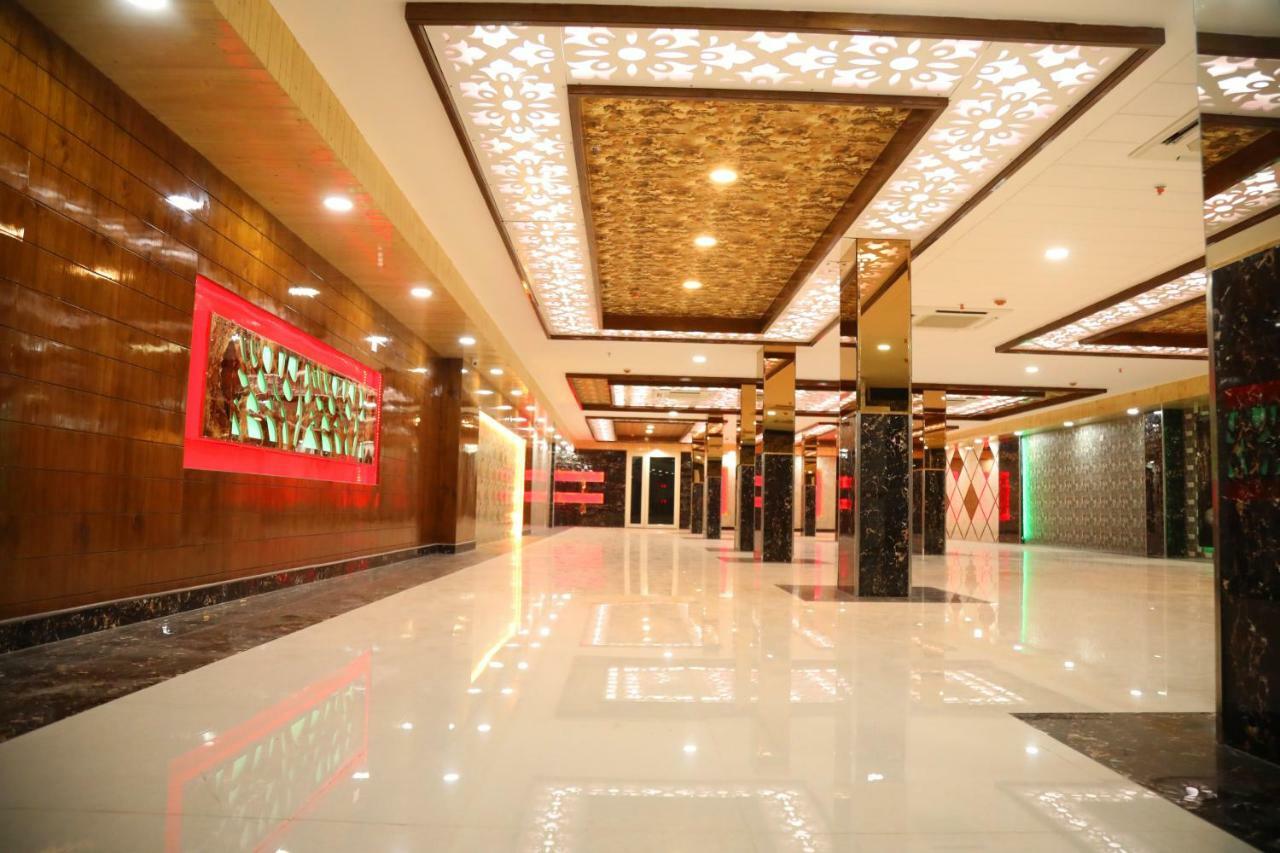 Hotel New Seasons Kālka Buitenkant foto